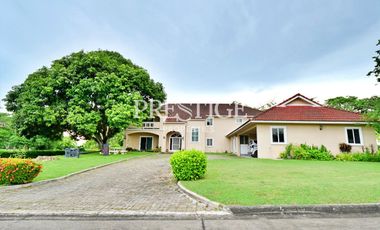 Casa en venta de 6 habitaciones en Si Racha, Chonburi
