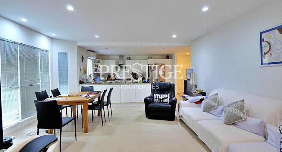 Haus zum Kauf mit 6 Zimmer in Si Racha, Chonburi