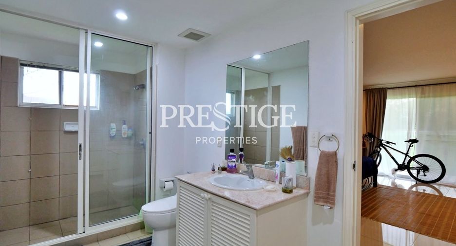 Haus zum Kauf mit 6 Zimmer in Si Racha, Chonburi
