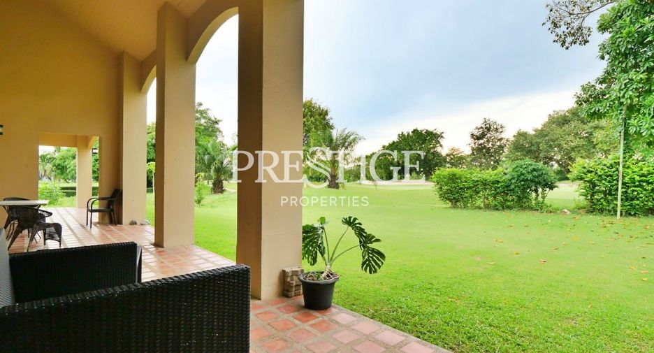 Haus zum Kauf mit 6 Zimmer in Si Racha, Chonburi