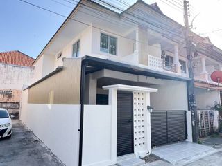 For sale 3 bed townhouse in Mueang Phuket, Phuket