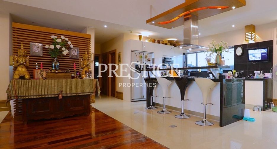 For sale 7 bed house in Bang Lamung, Chonburi