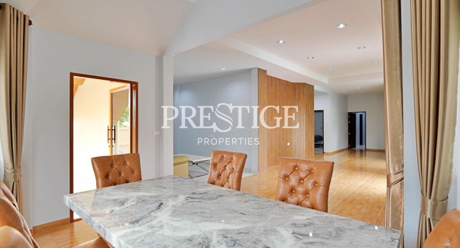For sale 5 ベッドルーム house in East Pattaya, Pattaya