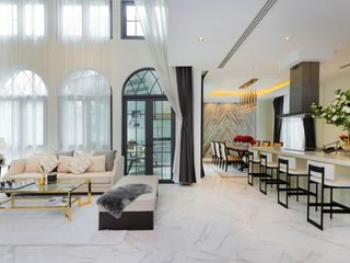 For rent 4 Beds house in Watthana, Bangkok
