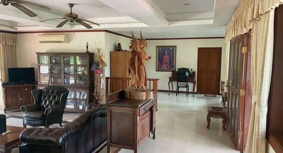 For sale 4 bed villa in Thalang, Phuket