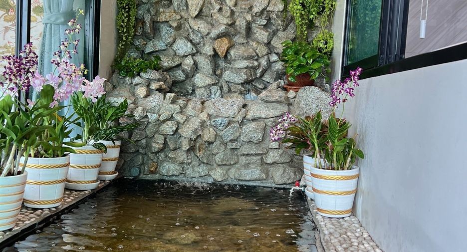 For sale 4 bed house in Sattahip, Chonburi