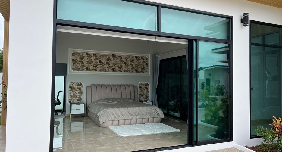 For sale 4 bed house in Sattahip, Chonburi