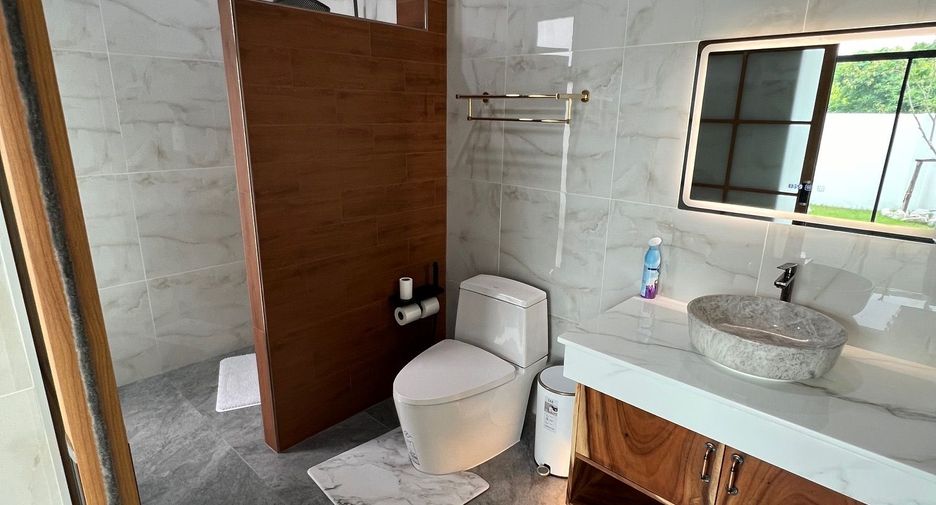 For sale 4 bed house in Sattahip, Chonburi