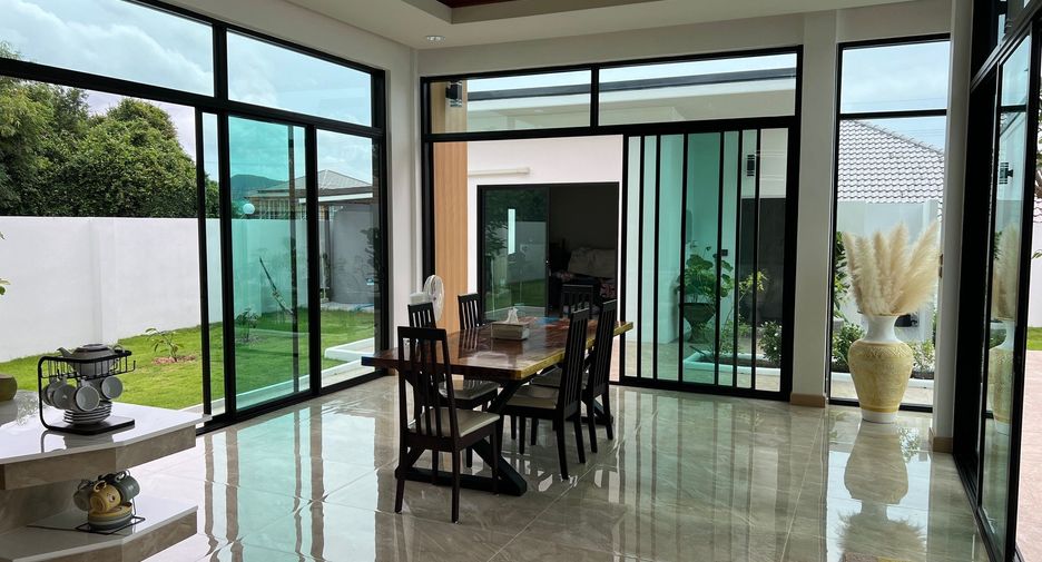 For sale 4 bed house in Sattahip, Chonburi