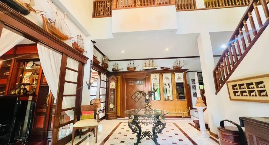 For sale 4 bed house in Hang Dong, Chiang Mai