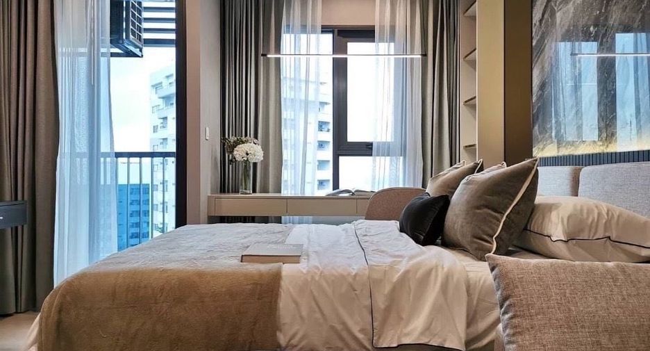 For sale studio condo in Pathum Wan, Bangkok