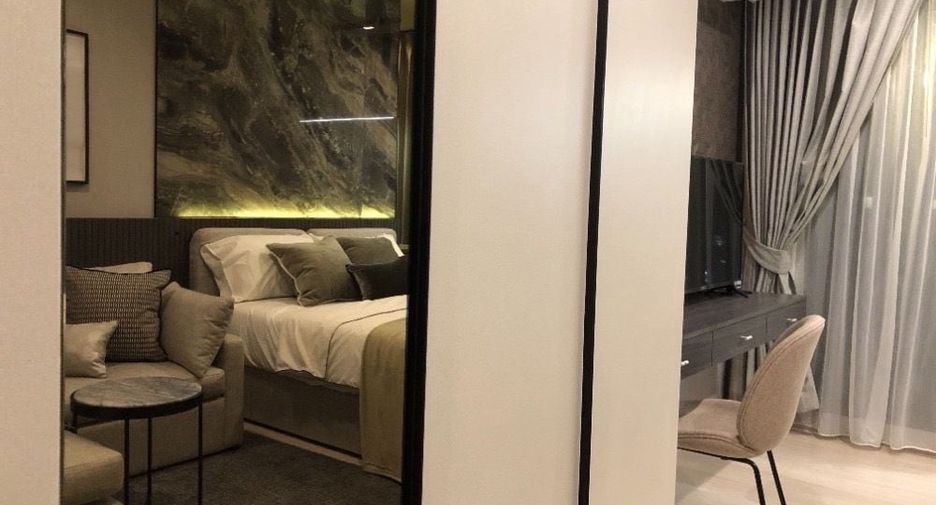 For sale studio condo in Pathum Wan, Bangkok
