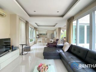 For sale 5 bed house in Sattahip, Chonburi
