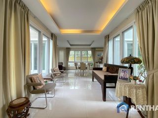 For sale 5 bed house in Sattahip, Chonburi