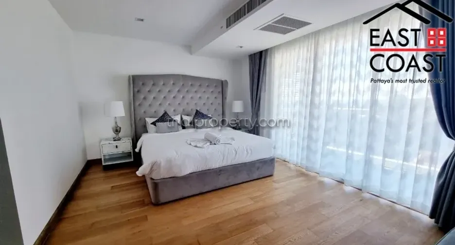 For sale 3 bedrooms condo in Bang Lamung, Chonburi