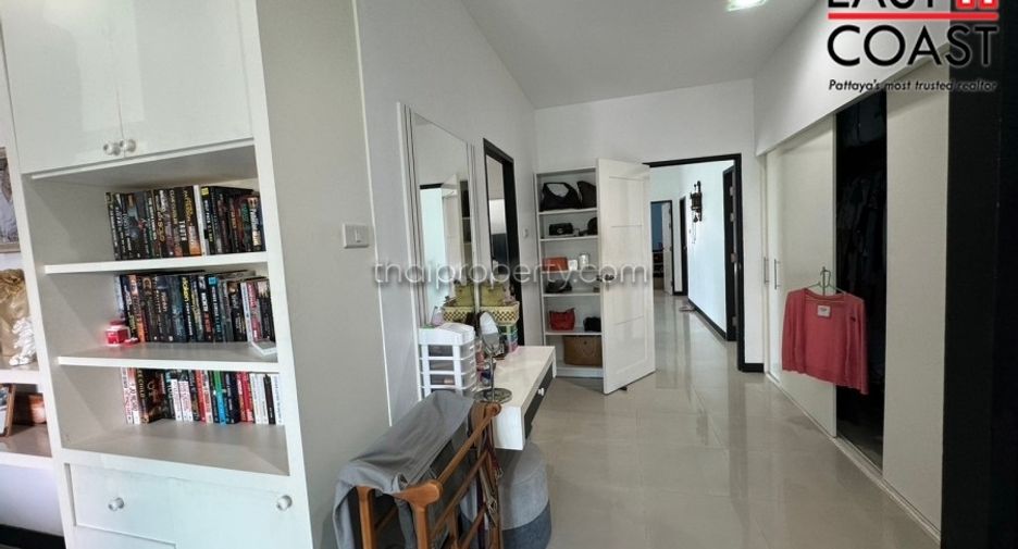 Haus zum Kauf mit 5 Zimmer in Bang Lamung, Chonburi