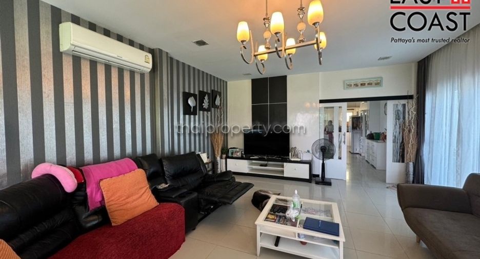 Haus zum Kauf mit 5 Zimmer in Bang Lamung, Chonburi