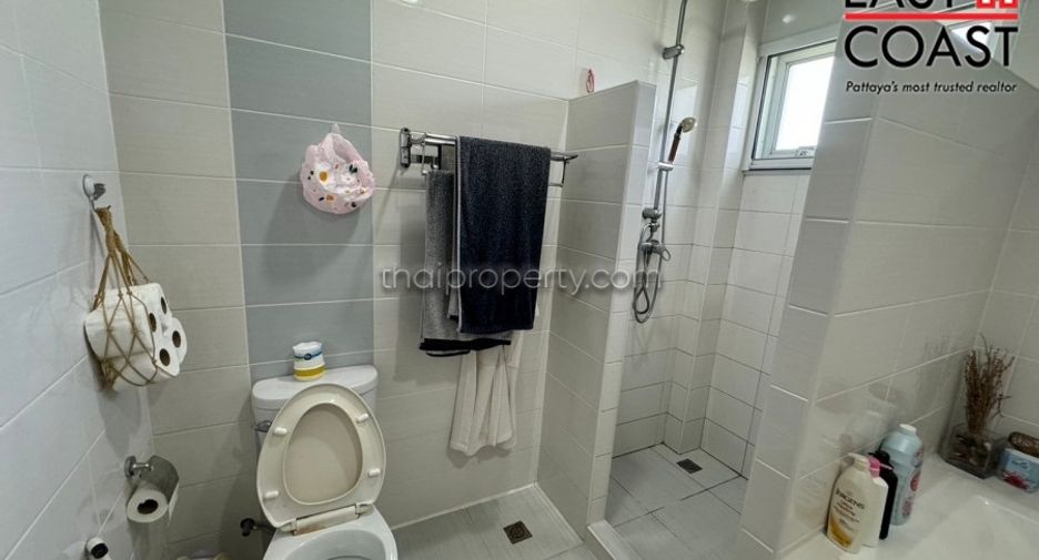Haus zum Kauf mit 5 Zimmer in Bang Lamung, Chonburi