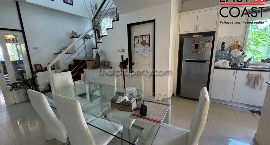 Haus zum Kauf mit 5 Zimmer in Bang Lamung, Chonburi