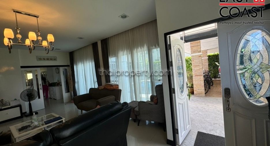 Haus zum Kauf mit 5 Zimmer in Bang Lamung, Chonburi