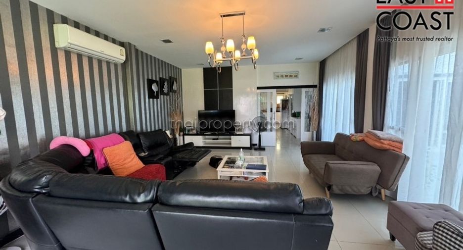 Haus zum Kauf mit 5 Zimmer in Bang Lamung, Chonburi