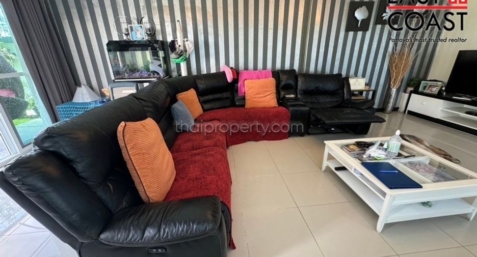 Haus zum Kauf mit 5 Zimmer in Bang Lamung, Chonburi