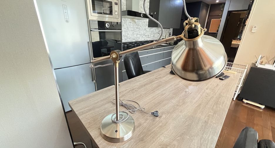 For rent studio condo in Khlong Toei, Bangkok