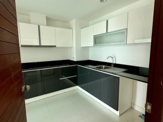 For sale 3 Beds condo in Pratumnak, Pattaya