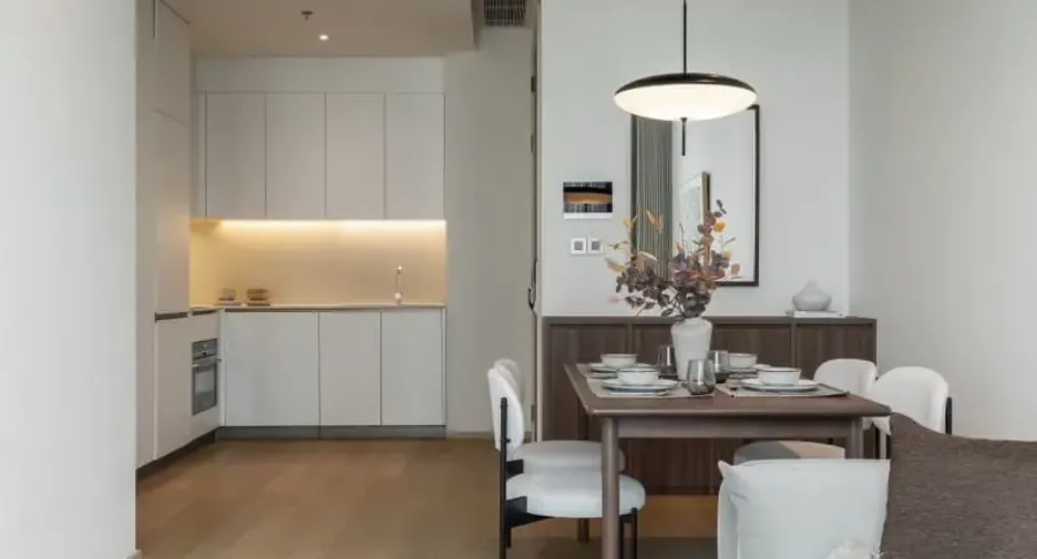 Condo en venta de 2 habitaciones en Khlong Toei, Bangkok
