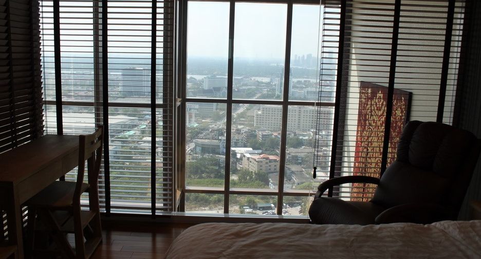 Condo en alquiler de 1 habitaciones en Khlong Toei, Bangkok