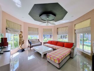 For sale 7 bed house in Sattahip, Chonburi