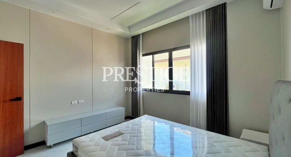 For rent 4 bedrooms house in East Pattaya, Pattaya