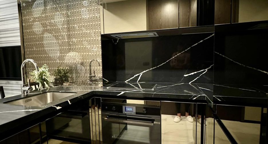 For rent 1 bed condo in Khlong Toei, Bangkok