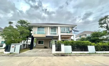 For rent 3 Beds house in Saraphi, Chiang Mai
