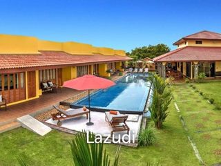For sale 11 bed hotel in East Pattaya, Pattaya