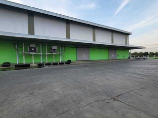 For rent warehouse in Sai Noi, Nonthaburi