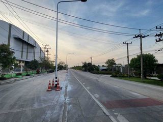For rent warehouse in Sai Noi, Nonthaburi