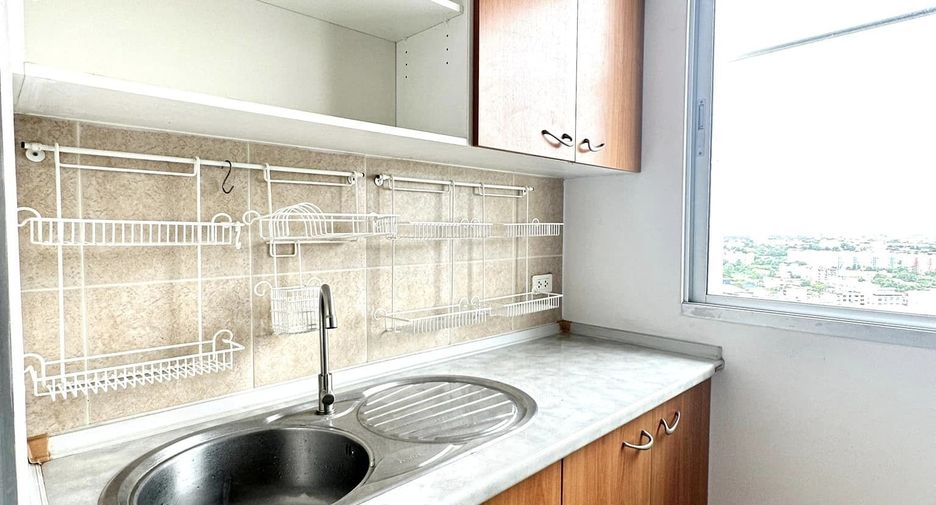 For sale スタジオ condo in Bangkok Yai, Bangkok