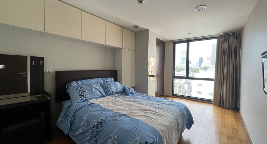 For rent 2 bed condo in Phaya Thai, Bangkok