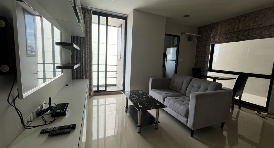 For rent 2 bed condo in Phaya Thai, Bangkok