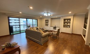 For rent 3 bed condo in Watthana, Bangkok