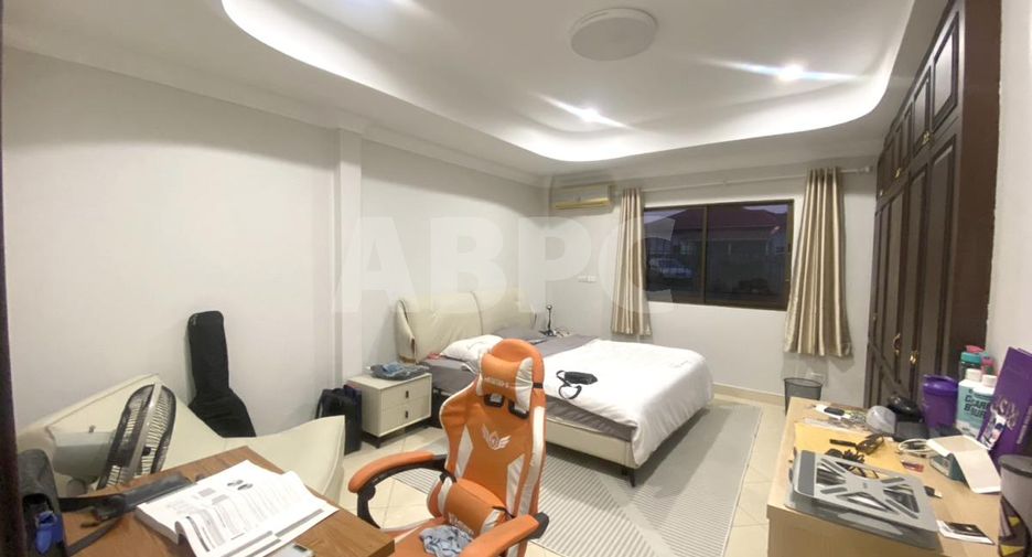 For rent 4 bedrooms house in Bang Lamung, Chonburi