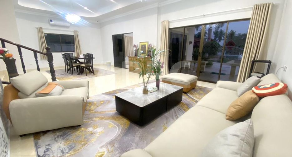 For rent 4 bedrooms house in Bang Lamung, Chonburi