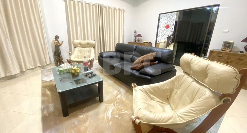 For rent 4 bedrooms house in Bang Lamung, Chonburi