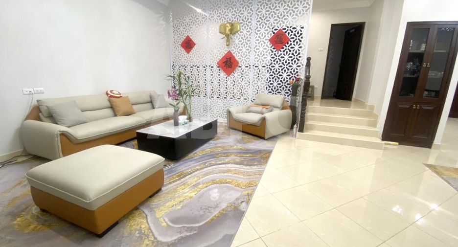 For rent 4 bedrooms house in Bang Lamung, Chonburi