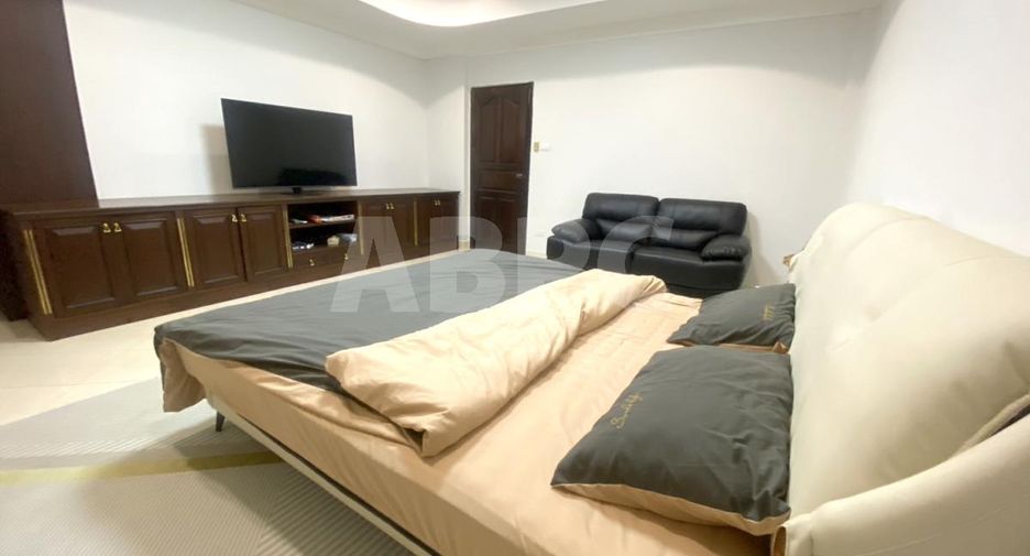 For rent 4 bedrooms house in Bang Lamung, Chonburi