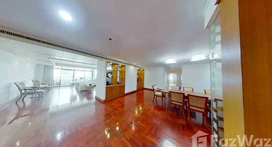 For rent 4 bed condo in Watthana, Bangkok