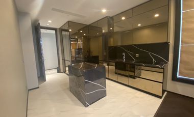 For rent 2 bed condo in Khlong Toei, Bangkok