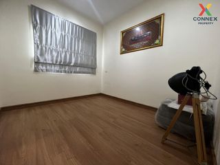 For sale 4 bed townhouse in Sai Noi, Nonthaburi