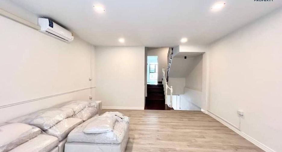 For sale 3 bed house in Pak Kret, Nonthaburi